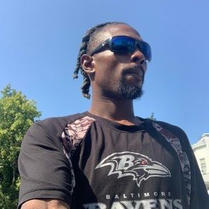 Meet your Posher, Beezy